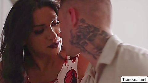 Sexy stepmom fucked by her stepson in bareback scene