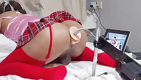 Big ass milf is making a anal hardcore video for fans