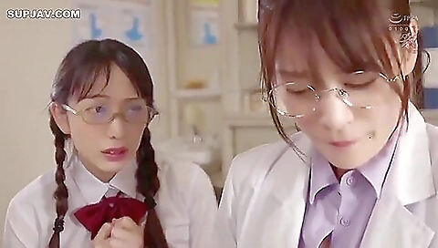 Sexy asian girl gets pounded by her boyfriend in a porn vid