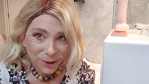 Blonde milf shows off her anal hole in the hotel room