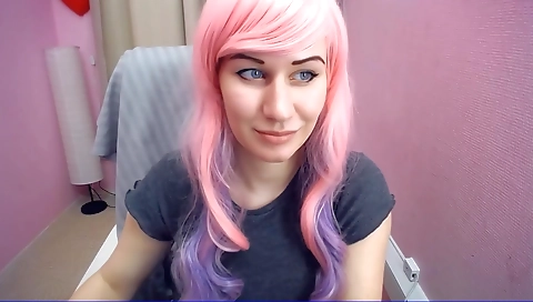 Amateur shemale fucking compo with cumshot and sex toys