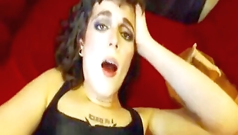 Amateur brunette gets fucked in the ass by a big dick